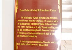 Kilise ingilizce levhasına tepki