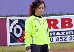 Ordu'nun tek bayan hakemi 12 yıldır sahada