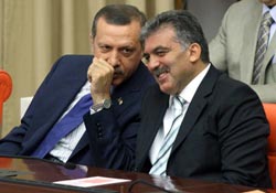 Erdoğan ve Gül'ün 2009 maaşı ne kadar?