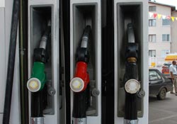 Akaryakıtta zam bitmiyor