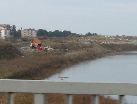 BELEDİYENİN ÇÖP FİYASKOSU