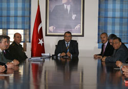 Vali Kaban parti liderleriyle buluştu