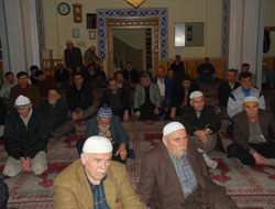 Eğitim gönüllüsü Çağatay'a mevlüt