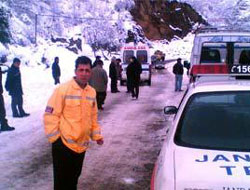 Kar geldi yine kazalar başladı