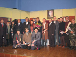 "Buzlar Çözülmeden" hükümlülere oynadı