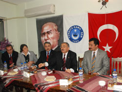 Bakan Güler Kamu-Sen'de