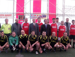 Öğretmenler futbol turnıvası başladı