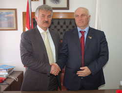 Devrettiği başkanlığı 5 yıl sonra devraldı