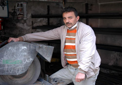 Çatıdan Düşen İşçinin Burnu Bile Kanamadı