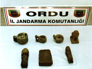 Perşembe'de tarihi eser operasyonu