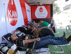 Kızılaydan kan bağış kampanyası