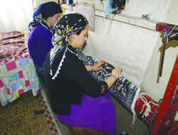 Teknolojiye inat el emeği halı