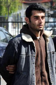 Katili gümüş yüzük yakalattı