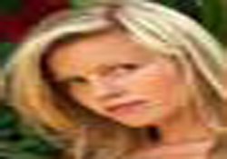 Hava dumanlı, görüş alanı dar. Vadide çakal sesi