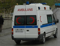 Otomobil şarampole uçtu:4 yaralı