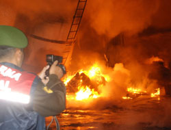 Fındık fabrikası cayır cayır yandı