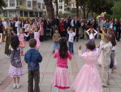 Ana sınıfı öğrencilerinden gösteri