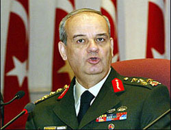 Basbuğ askerlikte son noktayı koydu