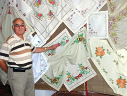 "Erkek işi kanaviçe" sergide yerini aldı