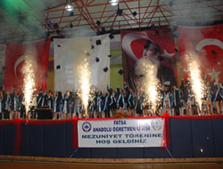 Anadolu Öğretmen Lisesi'nden ilk mezuniyet