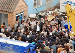 Ruhsatsız Ünye Öğretmenevi yıkılacak