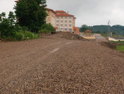 Aslan Karanfil ismi caddeye verildi