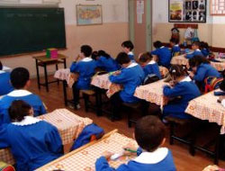 Okullarda önlük zorunluluğu kalkıyor