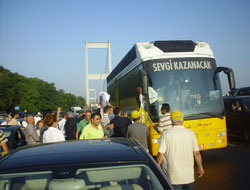 Sarıgül'e kalabalık karşılama