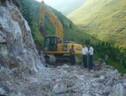 Taşköprü yolu devam ediyor