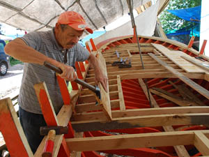 Kayıkçılar ağaç sıkıntısı yaşıyor