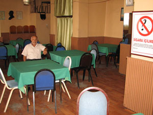 Sigara yasağı kahvehanecileri vurdu