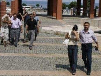 Polisten Ordu ve Giresun'da operasyon