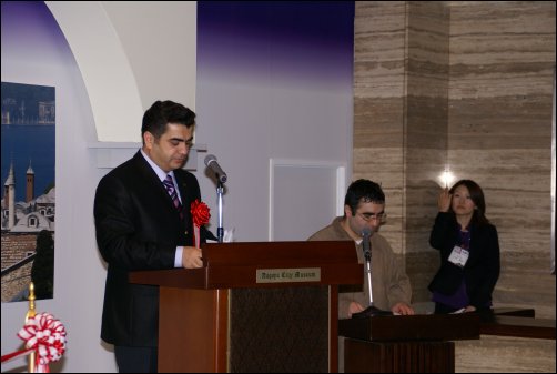 Vali Düzgün Perşembeye Makamda