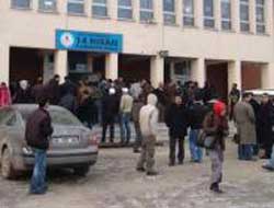 Açıköğretim sınavında telefon gerginliği