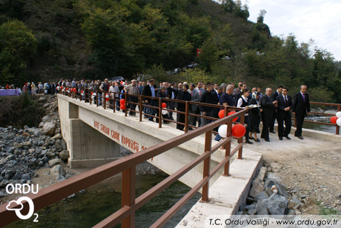 Vatandaş Köprüsü açıldı