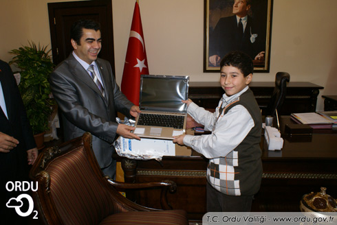 Çocuklarımız Orduyu Taşıdılar