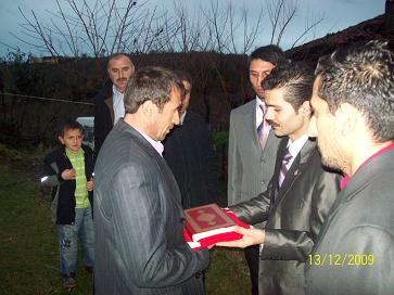 ALPERENLERDEN ŞEHİT EVİNE TAZİYE