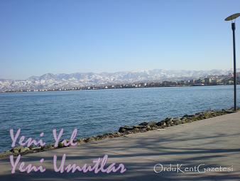 Yine gelip geçtiler