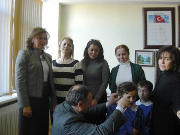 Lionslardan Engellilere yardım