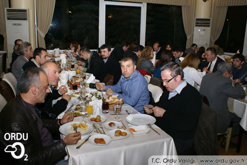 Vali  "Çalışan Gazeteciler Günü"nde