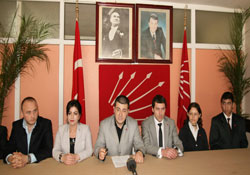 CHP li gençler sosyal güvenlik yasasına karşı