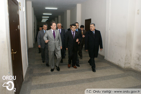 Vali , Ordu Lisesi ni gezdi