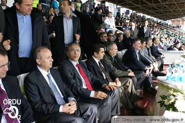 Vali DÜZGÜN, Ünyedeydi