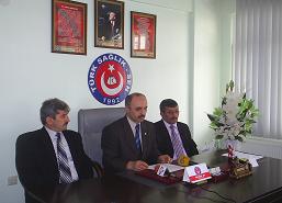 Alkan:YANLIŞLARDA ISRAR ETMEYİN