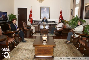 Kent Kadınlarının Vali ziyareti