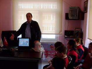 Kızılay Pakistana Gidiyor