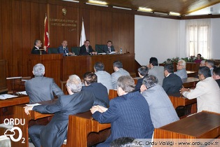 2012 Raporu Oy Çokluğuyla Kabul