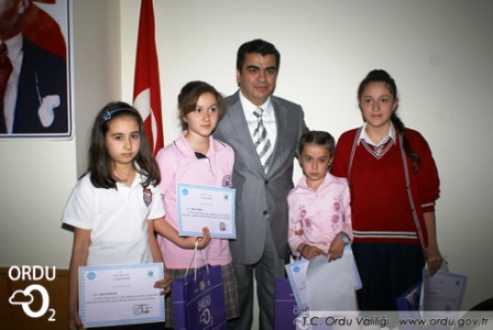 Vali Sigarada uyardı