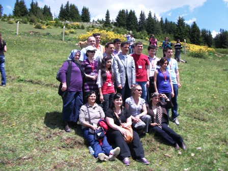 ÇAMBAŞI YAYLASINDA FİDAN DİKTİLER