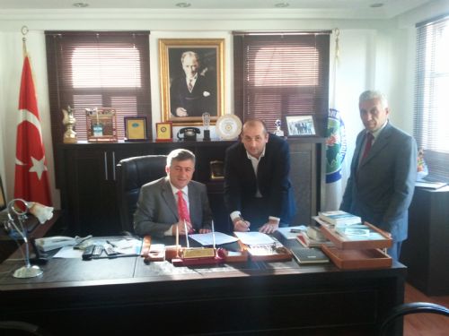 Topçamda sözleşme imzalandı